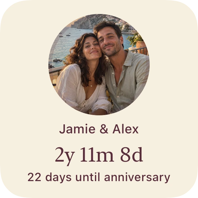 Locket widget with a circular couple photo and a compact relationship counter